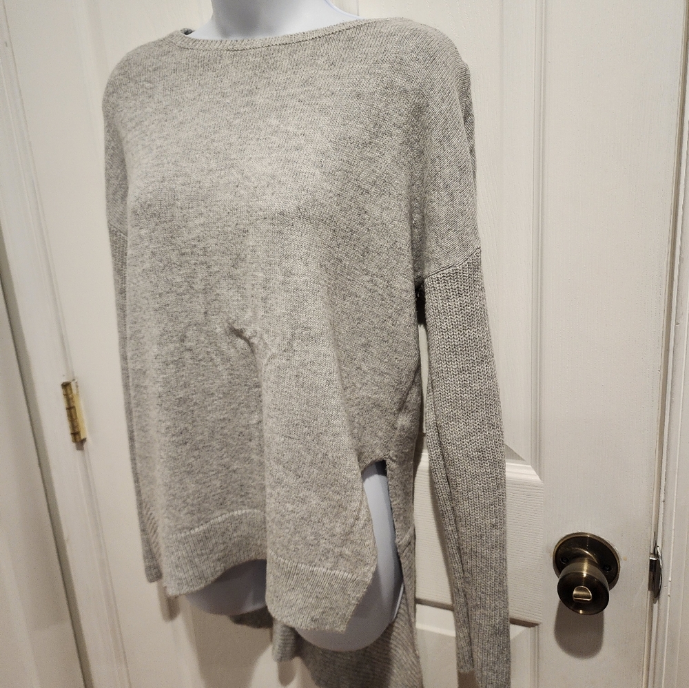 Trouve sweater